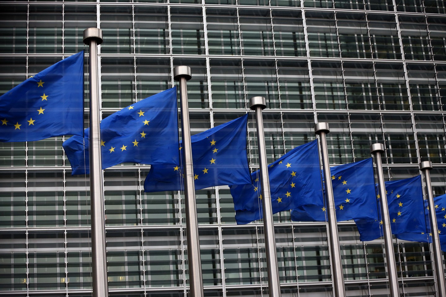 Kërkesat për azil në Europë nga Shqipëria dhe Kosova vazhdojnë të mbeten të larta